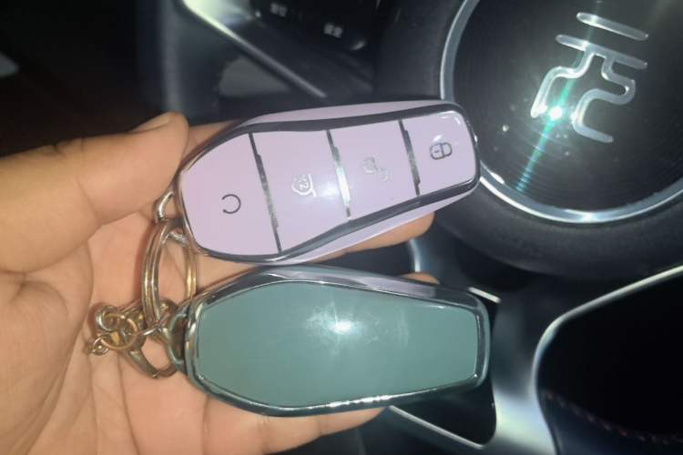 Used BYD Yuan PLUS 2022 510 km Luxury Version Vehicle Key