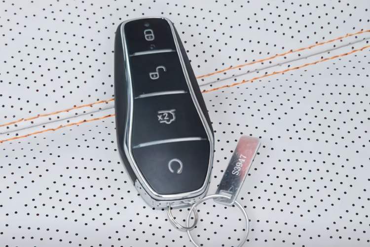 Used BYD Yuan PLUS 2022 510 km Flagship Version Vehicle Key