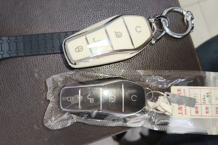 Used BYD Yuan PLUS 2022 430 km Luxury Version Vehicle Key