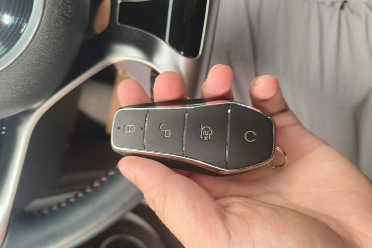 Used BYD Yuan PLUS 2022 430 km Luxury Version Vehicle Key