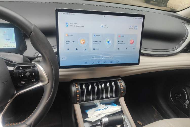 Used BYD Yuan PLUS 2023 Champion Edition 510KM Excellence Model Audio And AC Panel