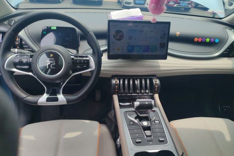 Used BYD Yuan PLUS 2023 Champion Edition 510KM Superior Model Center Console