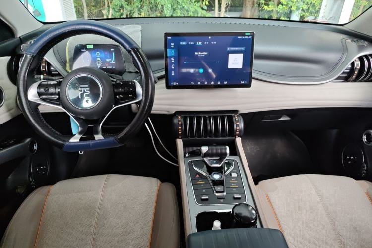 Used BYD Yuan PLUS 2023 Champion Edition 430KM Leading Model Center Console
