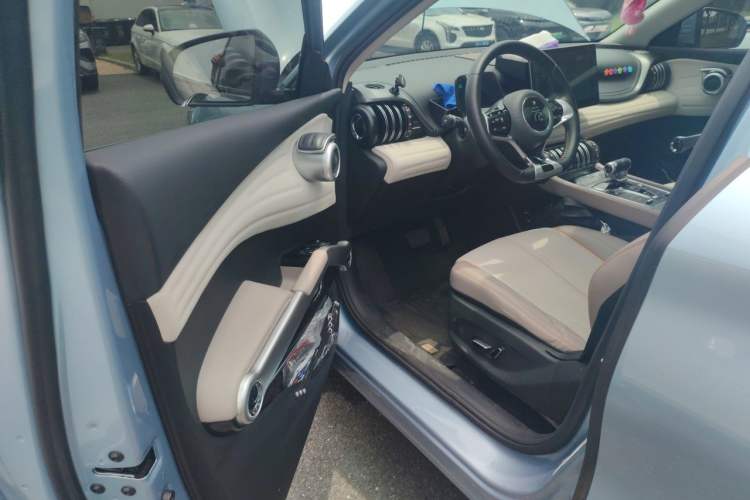 Used BYD Yuan PLUS 2023 Champion Edition 510KM Superior Model Driver Seat