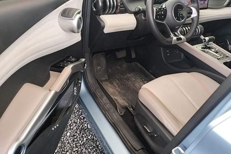 Used BYD Yuan PLUS 2023 Champion Edition 430KM Superior Model Driver Seat