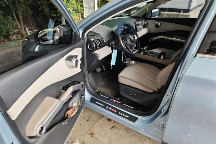Used BYD Yuan PLUS 2023 Champion Edition 430KM Leading Model Driver Seat