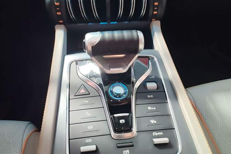 Used BYD Yuan PLUS 2023 Champion Edition 510KM Superior Model Gear Lever