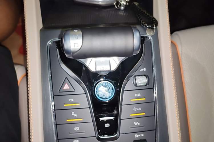 Used BYD Yuan PLUS 2023 Champion Edition 510KM Superior Model Gear Lever
