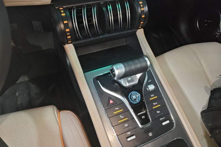 Used BYD Yuan PLUS 2023 Champion Edition 510KM Superior Model Gear Lever
