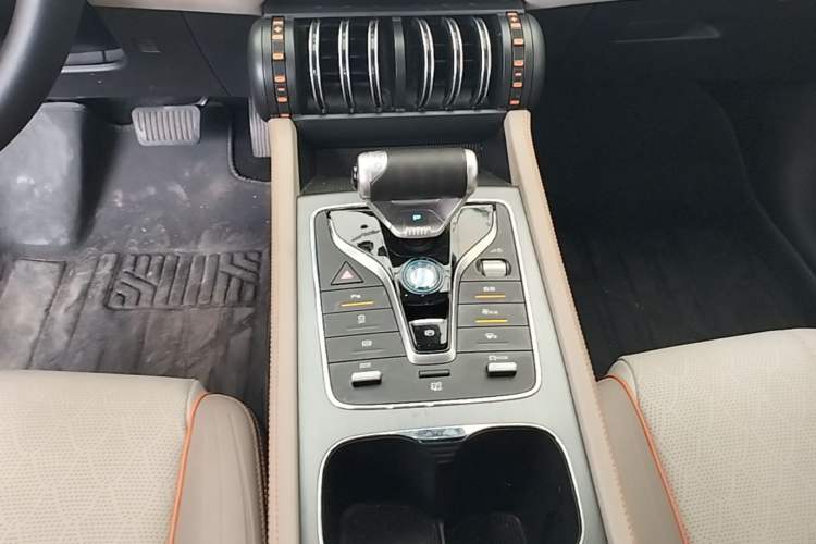 Used BYD Yuan PLUS 2023 Champion Edition 430KM Superior Model Gear Lever