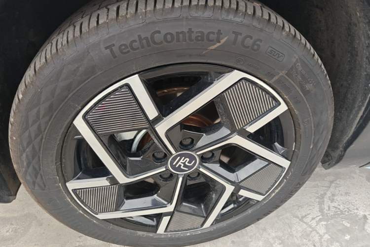 Used BYD Yuan PLUS 2023 Champion Edition 510KM Superior Model Left Front Wheel Hub