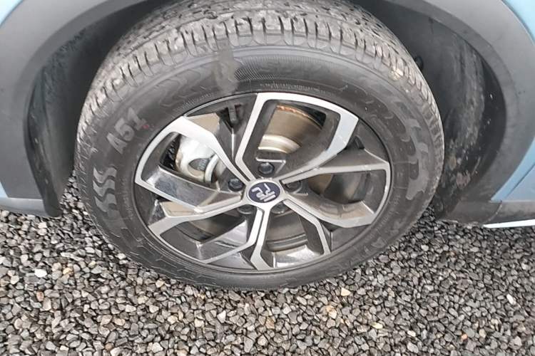 Used BYD Yuan PLUS 2023 Champion Edition 430KM Superior Model Left Front Wheel Hub
