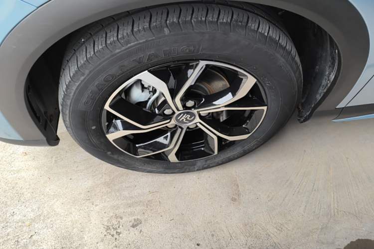 Used BYD Yuan PLUS 2023 Champion Edition 430KM Superior Model Left Front Wheel Hub