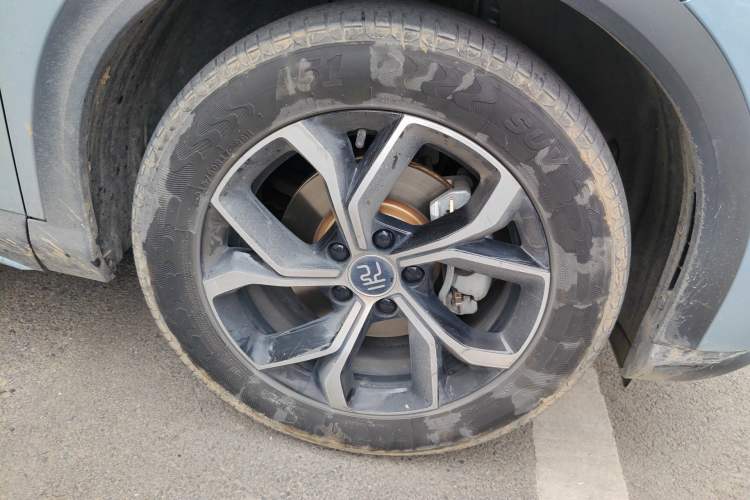 Used BYD Yuan PLUS 2023 Champion Edition 430KM Superior Model Right Front Wheel Hub