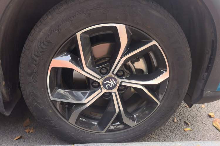 Used BYD Yuan PLUS 2023 Champion Edition 510KM Leading Model Right Front Wheel Hub