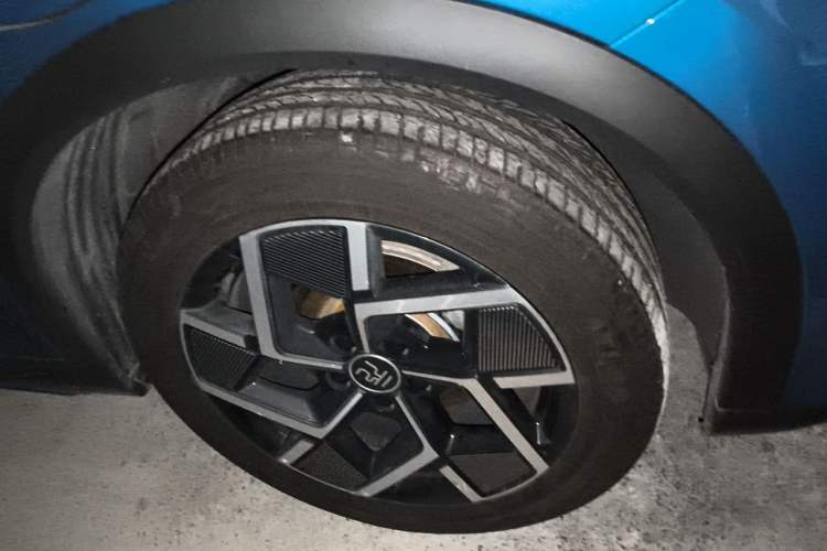 Used BYD Yuan PLUS 2023 Champion Edition 510KM Superior Model Right Front Wheel Hub
