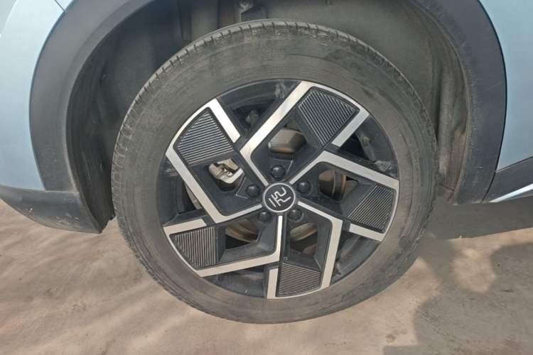 Used BYD Yuan PLUS 2023 Champion Edition 510KM Superior Model Right Rear Wheel Hub