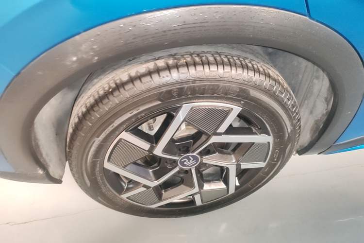 Used BYD Yuan PLUS 2023 Champion Edition 510KM Superior Model Right Rear Wheel Hub