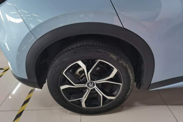 Used BYD Yuan PLUS 2023 Champion Edition 430KM Leading Model Right Rear Wheel Hub