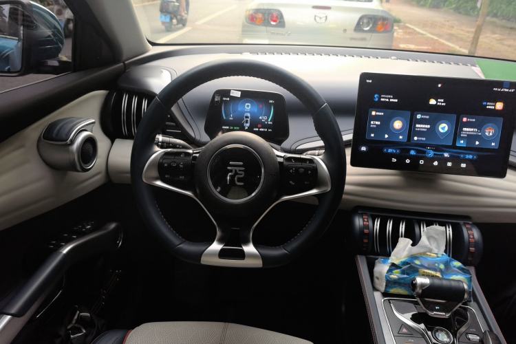 Used BYD Yuan PLUS 2023 Champion Edition 510KM Leading Model Steering Wheel