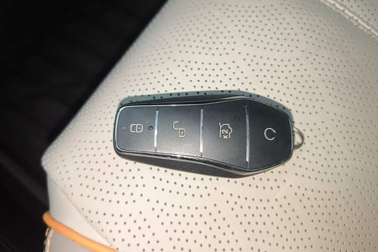 Used BYD Yuan PLUS 2023 Champion Edition 430KM Superior Model Vehicle Key