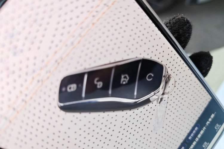 Used BYD Yuan PLUS 2023 Champion Edition 430KM Superior Model Vehicle Key