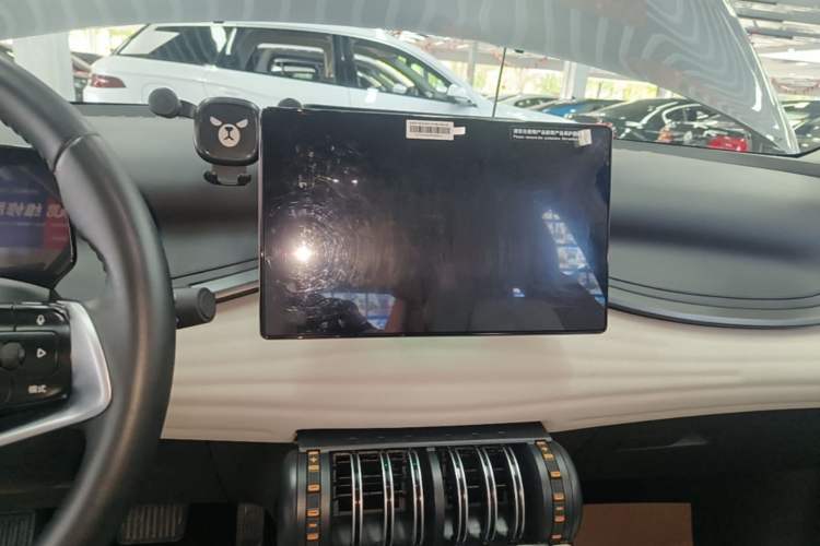Used BYD Yuan PLUS 2023 Champion Edition 430KM Leading Model Audio And AC Panel