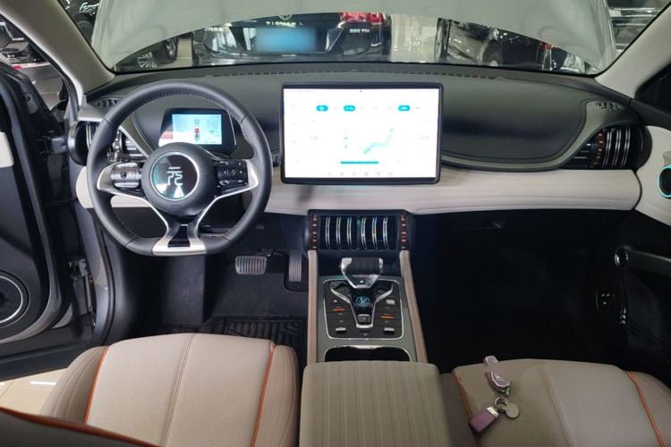 Used BYD Yuan PLUS 2023 Champion Edition 510KM Excellence Model Center Console