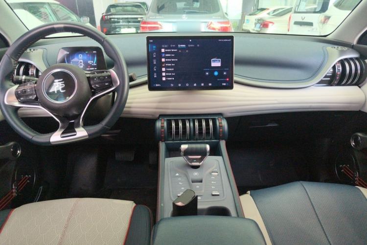 Used BYD Yuan PLUS 2023 Champion Edition 430KM Leading Model Center Console