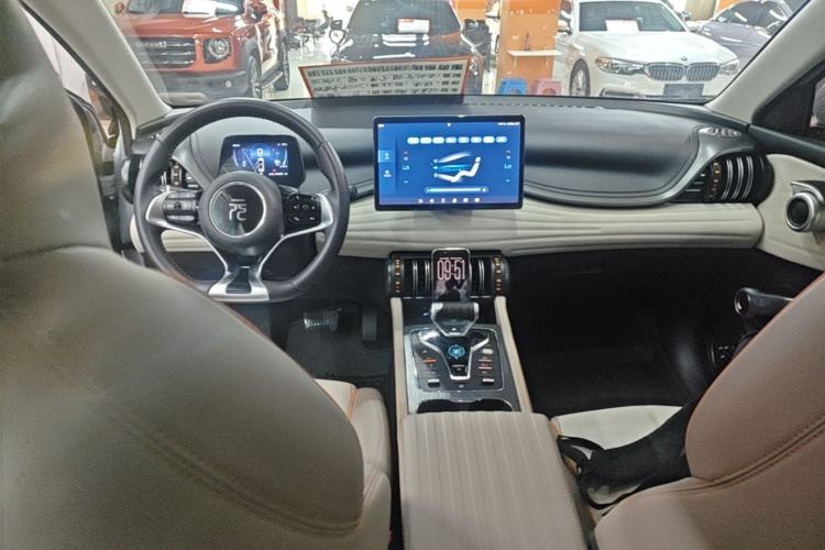 Used BYD Yuan PLUS 2023 Champion Edition 430KM Superior Model Center Console