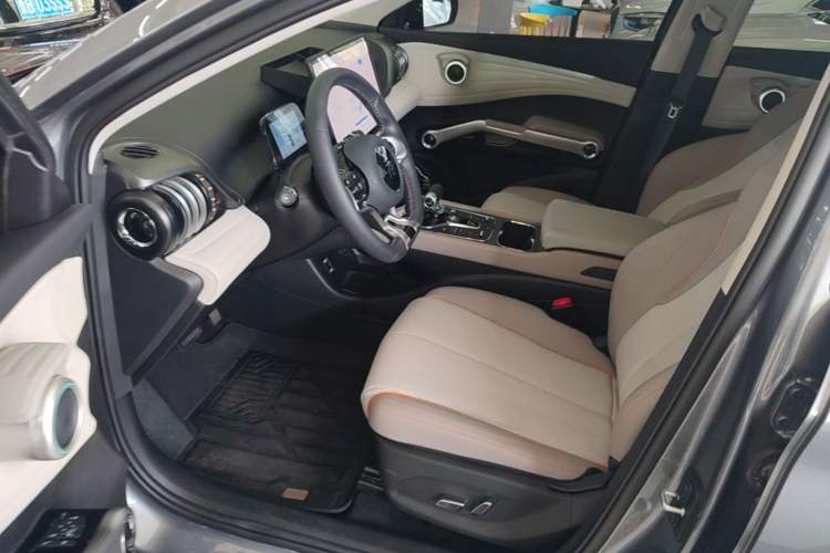 Used BYD Yuan PLUS 2023 Champion Edition 510KM Excellence Model Driver Seat
