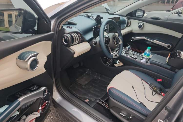 Used BYD Yuan PLUS 2023 Champion Edition 510KM Leading Model Driver Seat