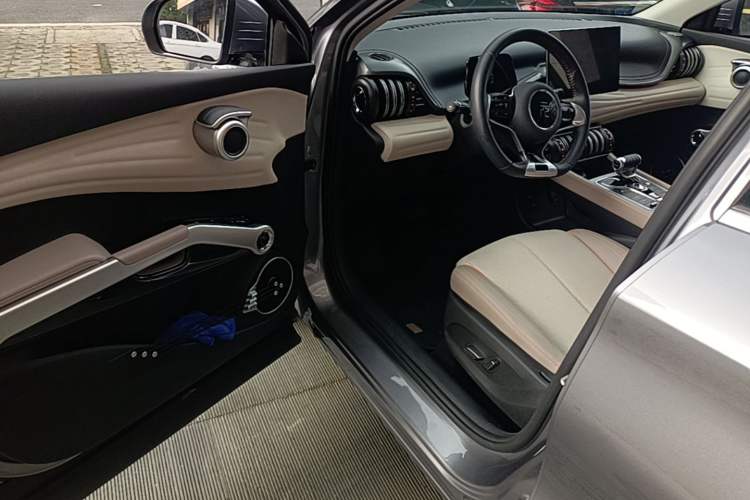 Used BYD Yuan PLUS 2023 Champion Edition 430KM Superior Model Driver Seat