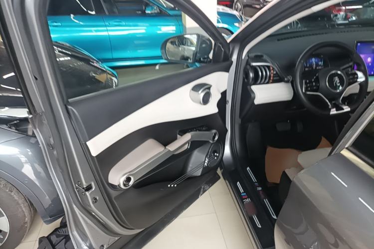 Used BYD Yuan PLUS 2023 Champion Edition 430KM Superior Model Driver Seat