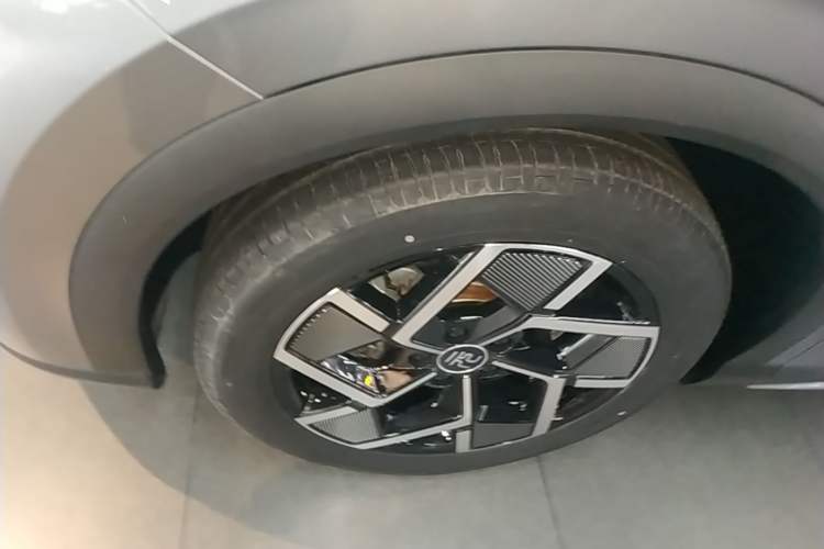 Used BYD Yuan PLUS 2023 Champion Edition 510KM Superior Model Exterior 4