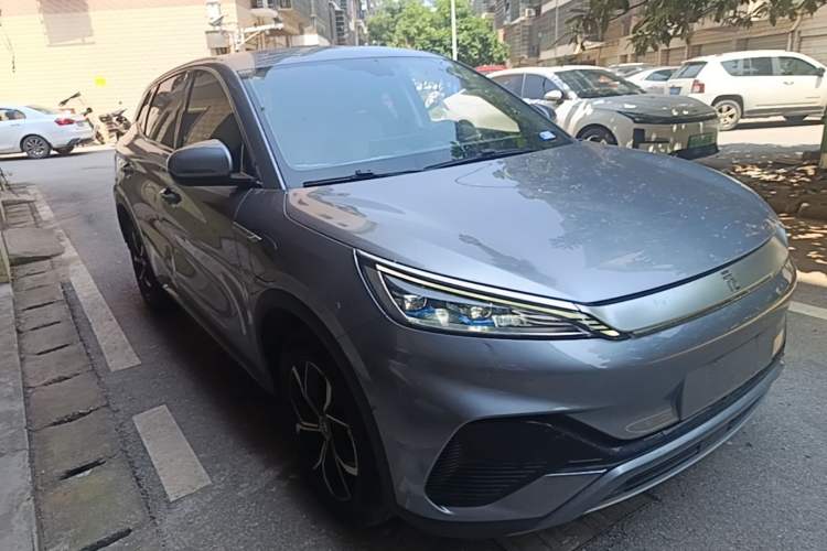 Used BYD Yuan PLUS 2023 Champion Edition 510KM Leading Model Front Right 45 Deg