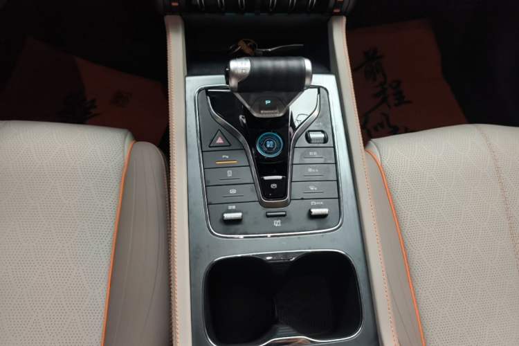 Used BYD Yuan PLUS 2023 Champion Edition 430KM Superior Model Gear Lever