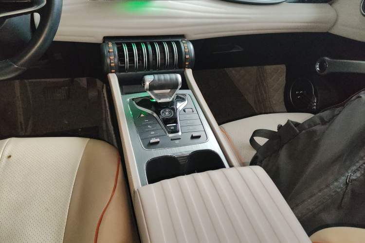 Used BYD Yuan PLUS 2023 Champion Edition 510KM Superior Model Gear Lever