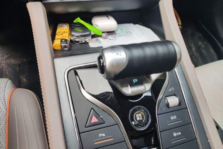 Used BYD Yuan PLUS 2023 Champion Edition 510KM Superior Model Gear Lever