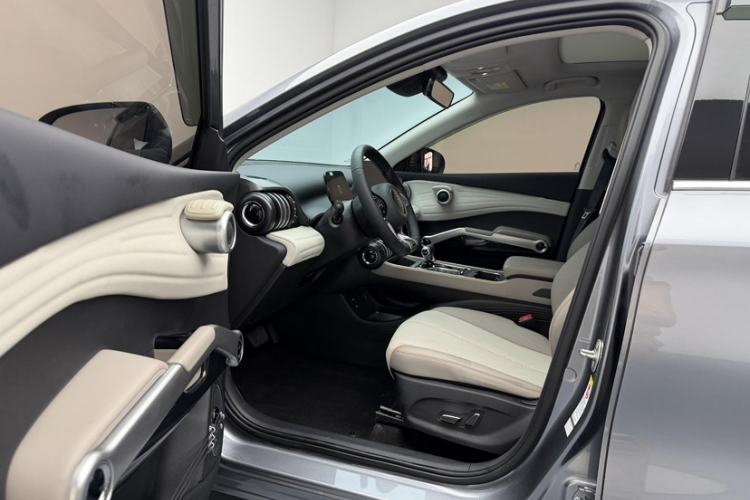 Used BYD Yuan PLUS 2023 Champion Edition 430KM Superior Model Interior 5