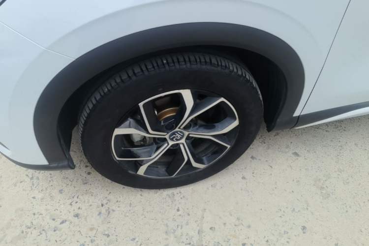 Used BYD Yuan PLUS 2023 Champion Edition 430KM Leading Model Left Front Wheel Hub