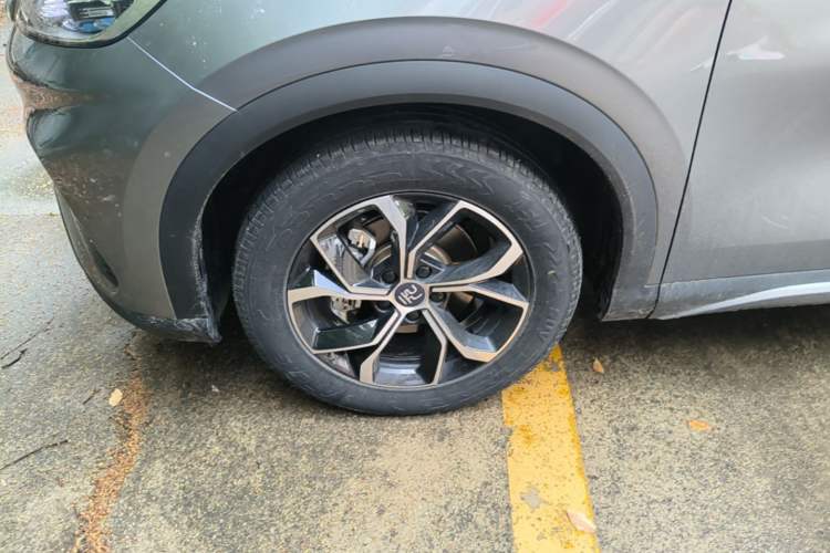 Used BYD Yuan PLUS 2023 Champion Edition 430KM Superior Model Left Front Wheel Hub
