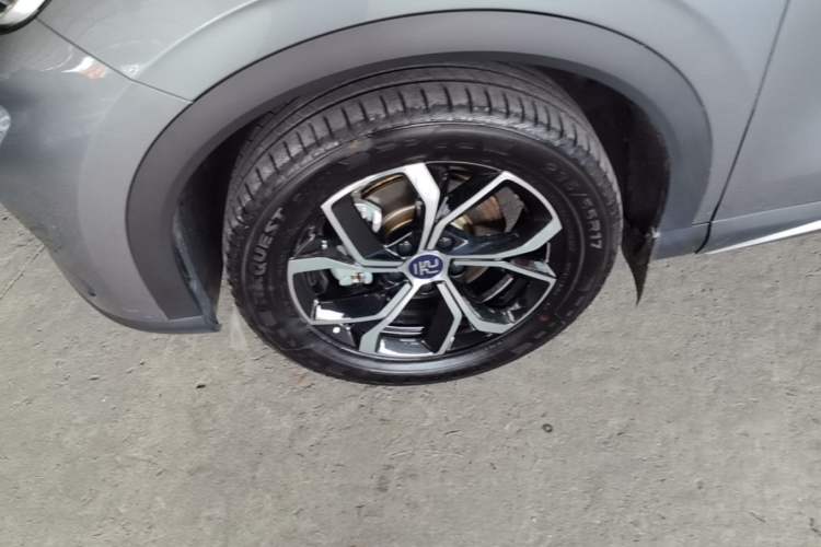 Used BYD Yuan PLUS 2023 Champion Edition 430KM Superior Model Left Front Wheel Hub