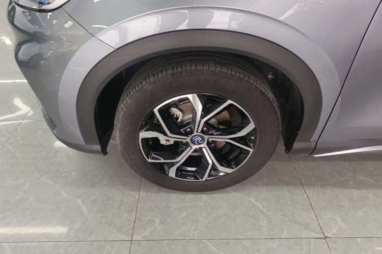 Used BYD Yuan PLUS 2023 Champion Edition 430KM Leading Model Left Front Wheel Hub