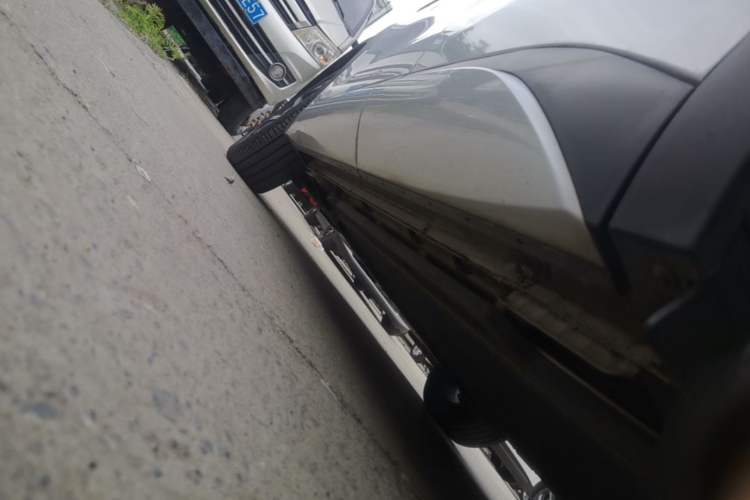 Used BYD Yuan PLUS 2023 Champion Edition 430KM Leading Model Left Side Sill