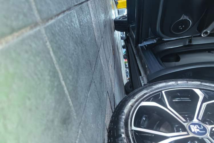 Used BYD Yuan PLUS 2023 Champion Edition 430KM Superior Model Left Side Sill