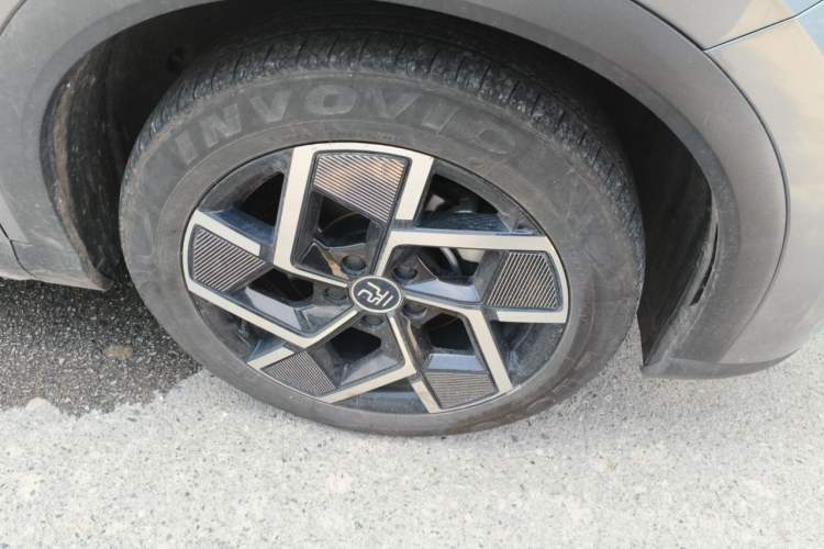 Used BYD Yuan PLUS 2023 Champion Edition 510KM Superior Model Right Front Wheel Hub