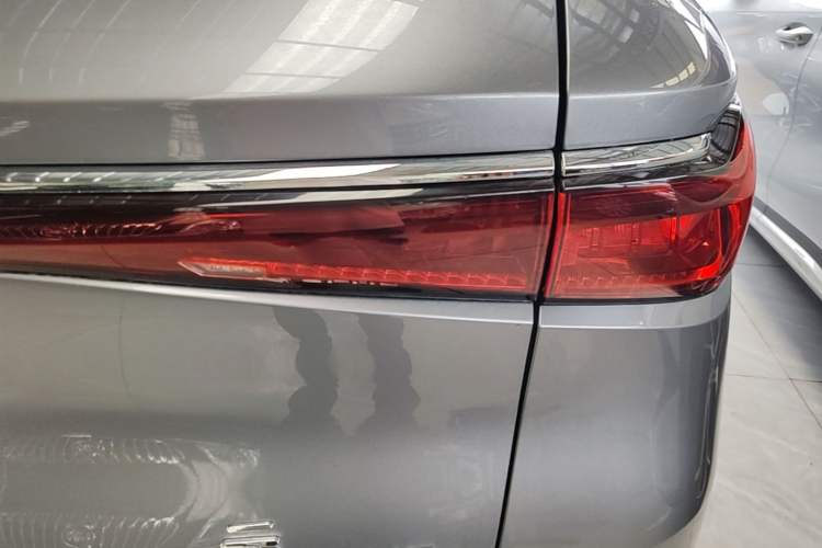 Used BYD Yuan PLUS 2023 Champion Edition 510KM Leading Model Right Rear Taillight