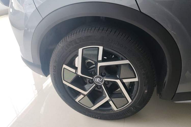 Used BYD Yuan PLUS 2023 Champion Edition 510KM Excellence Model Right Rear Wheel Hub