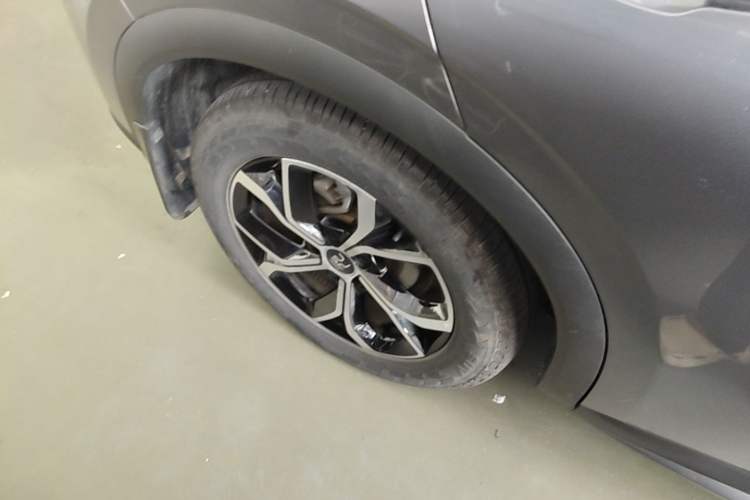 Used BYD Yuan PLUS 2023 Champion Edition 430KM Superior Model Right Rear Wheel Hub
